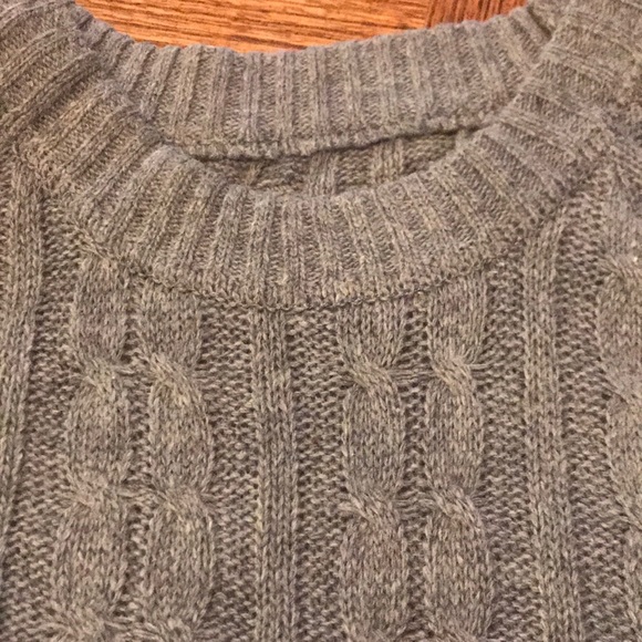 ❣️5🌟RATED✳️GRAY❤️COMFYCold Shoulder SWEATER - Picture 5 of 8